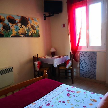 Hotel O Fil De L'O Marseillette Luaran gambar