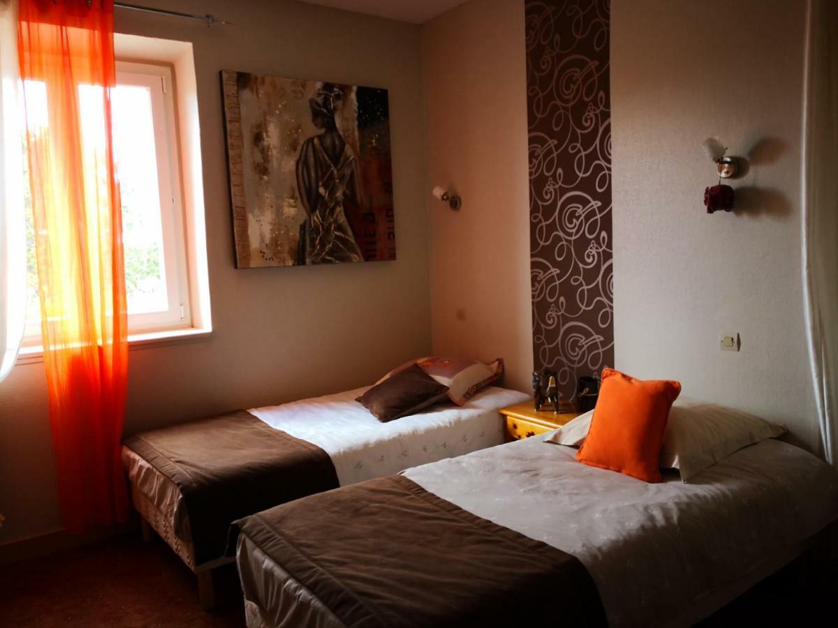 Hotel O Fil De L'O Marseillette Luaran gambar